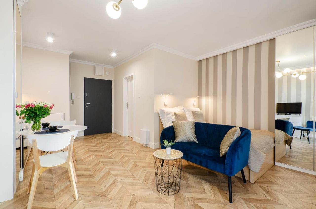 Sky Home- Blue Apartament -Manufaktura, Bezplatny Parking, Klima, Dostep Na Kod Lodž Exteriér fotografie